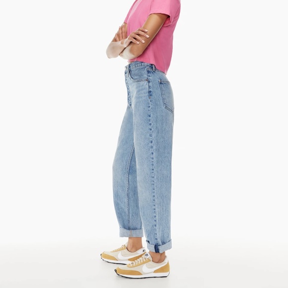 ARITZIA Denim Forum The Boyfriend High Rise Jeans - Picture 2 of 14